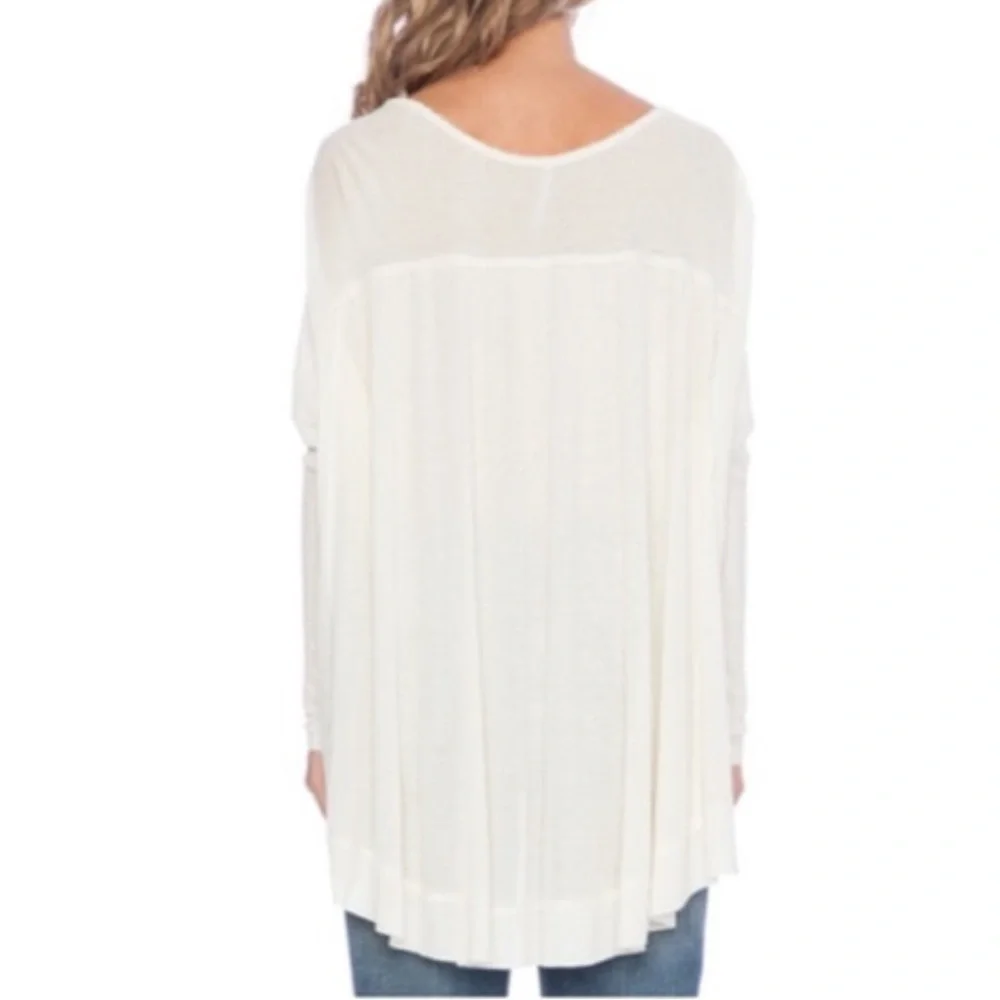 FREE PEOPLE High low oversized tunic thermal top Benedict Canyon Henley in Cream